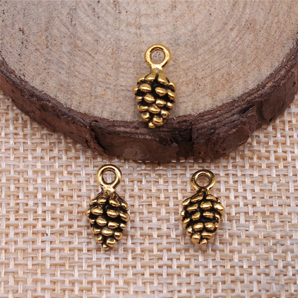 Vintage Fashion Stores - Breloques en forme de noix de