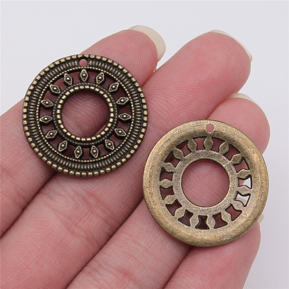 10 pièces de breloques circula - Vintage Fashion Stores avis et prix