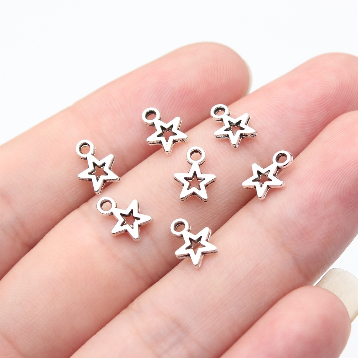 80 pièces de pendentifs étoile - Vintage Fashion Stores avis et prix