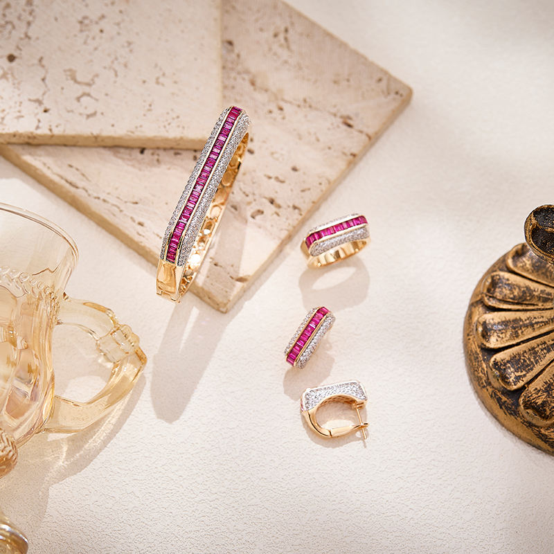 Boucles d'oreilles de créateur - Vintage Fashion Collection avis et prix