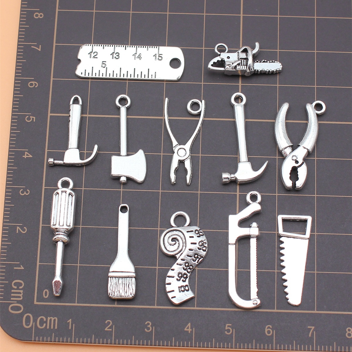 Outils de couleur argent Antiq - Vintage Fashion Collection avis et prix